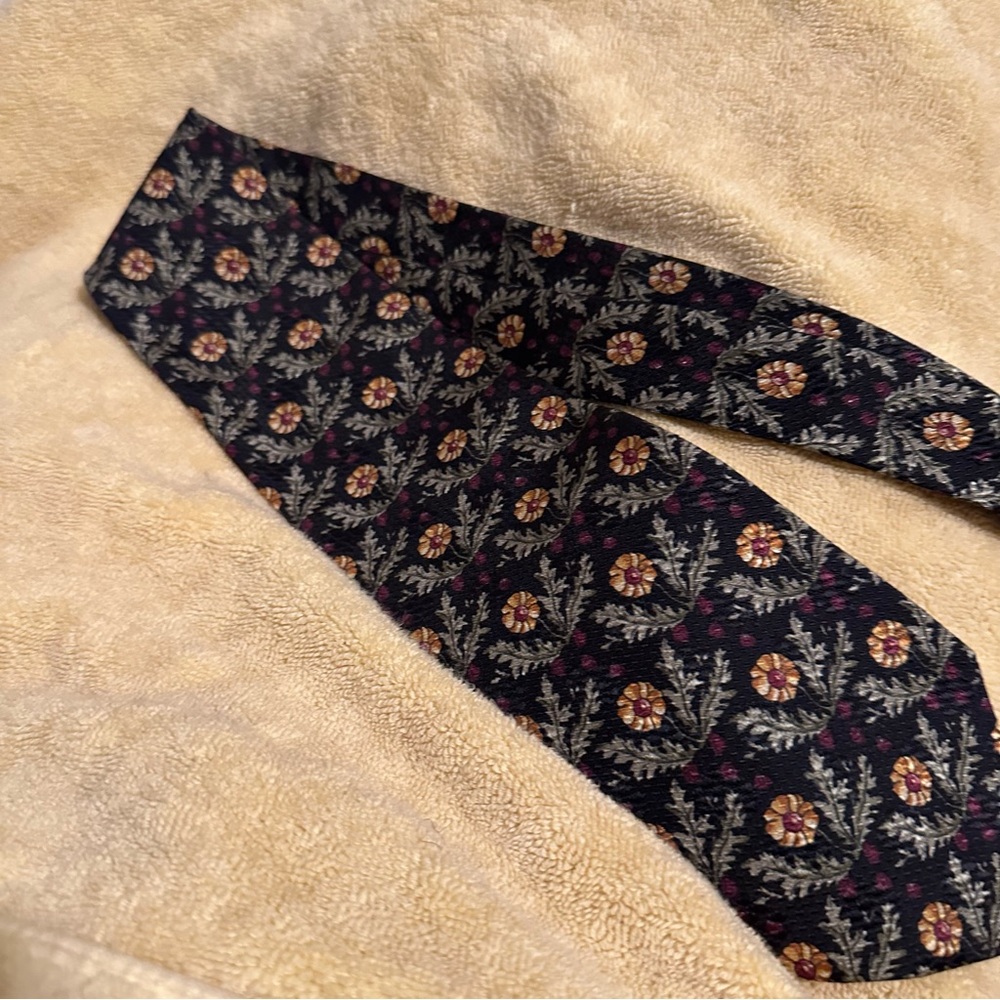 Authentic Givenchy Silk Necktie - image 5